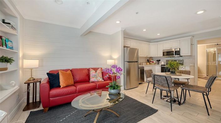 Image No.37-8 Bed Property for sale