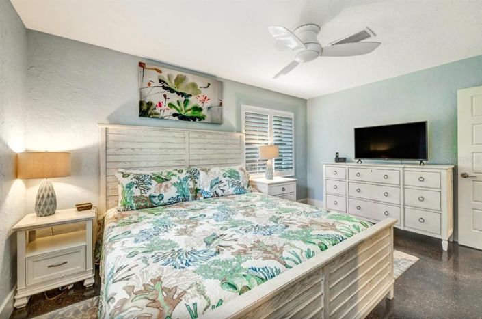 Image No.15-4 Bed Property for sale