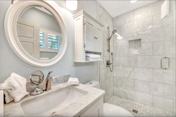 Image No.21-4 Bed Property for sale