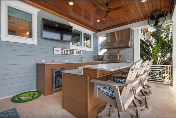 Image No.28-7 Bed Property for sale