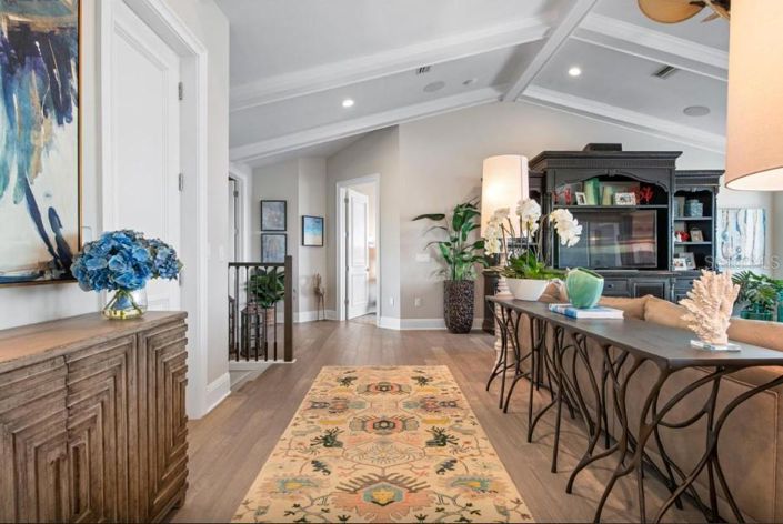 Image No.37-7 Bed Property for sale