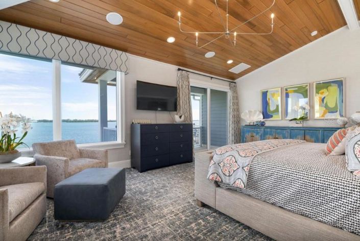 Image No.47-7 Bed Property for sale