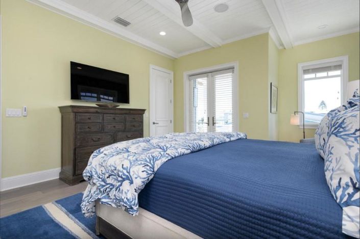 Image No.53-7 Bed Property for sale