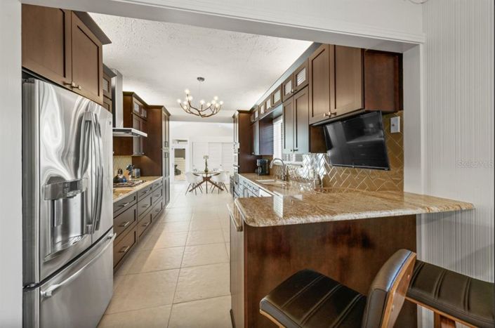 Image No.14-3 Bed Property for sale