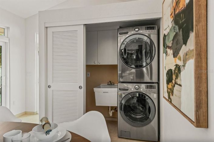 Image No.18-3 Bed Property for sale