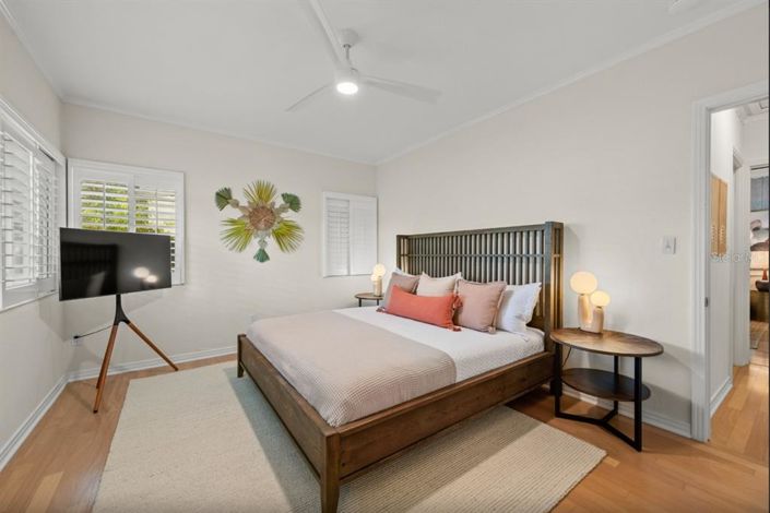 Image No.27-3 Bed Property for sale