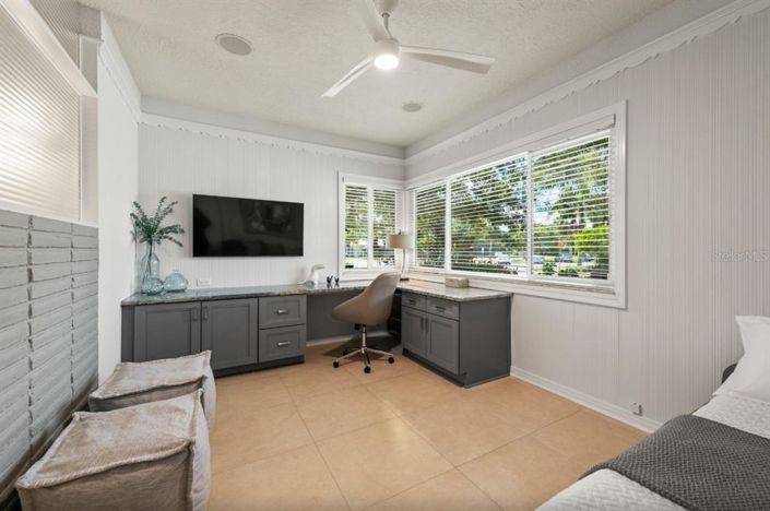 Image No.29-3 Bed Property for sale