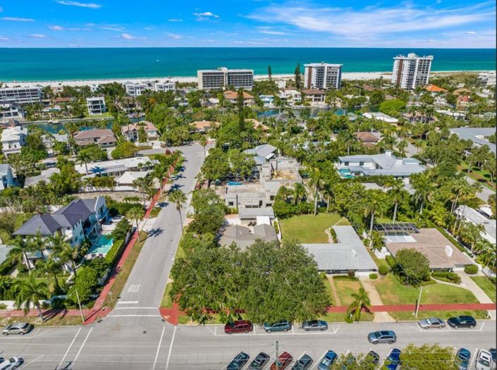 Image No.35-3 Bed Property for sale