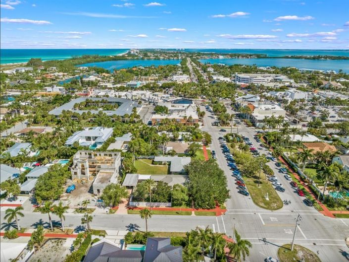 Image No.38-3 Bed Property for sale