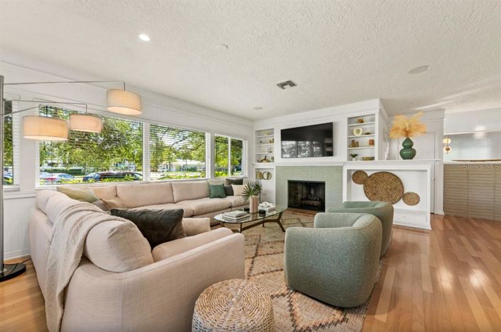 Image No.7-3 Bed Property for sale