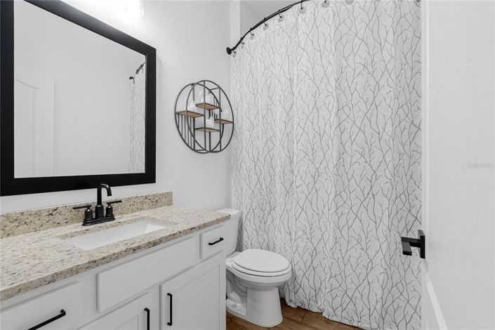 Image No.18-3 Bed Property for sale