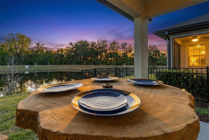 Image No.2-3 Bed Property for sale