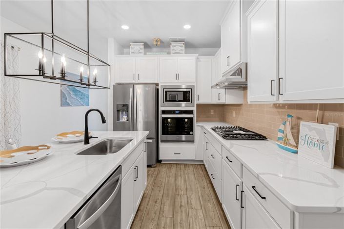 Image No.7-3 Bed Property for sale