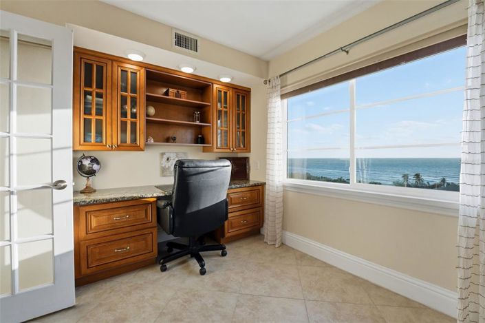 Image No.14-3 Bed Property for sale