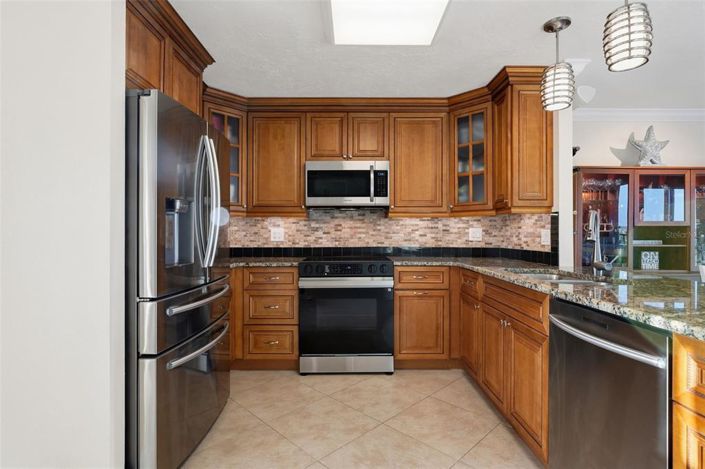 Image No.16-3 Bed Property for sale