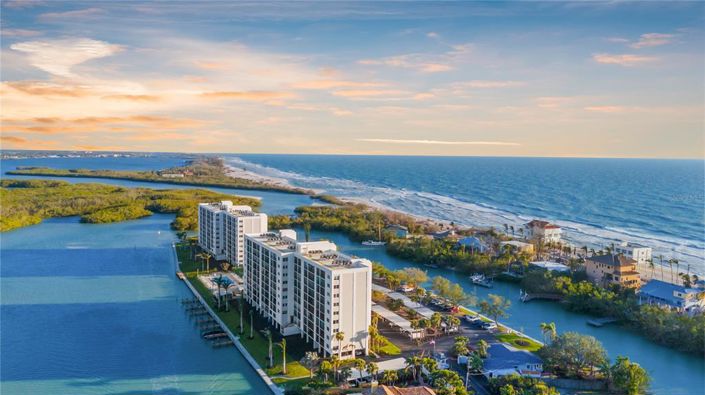 Image No.2-3 Bed Property for sale