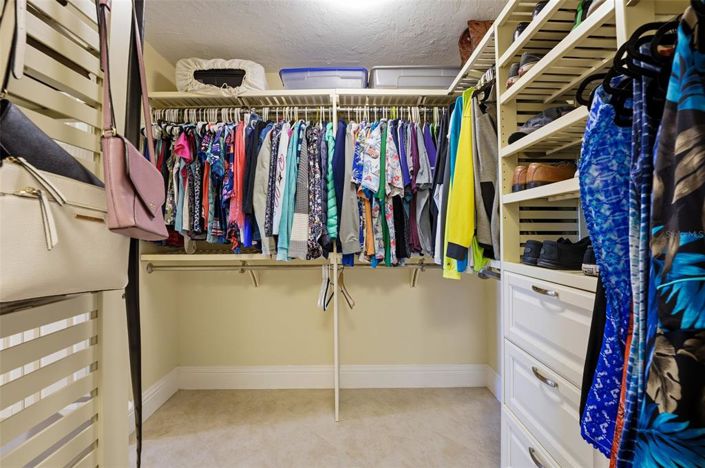 Image No.36-3 Bed Property for sale