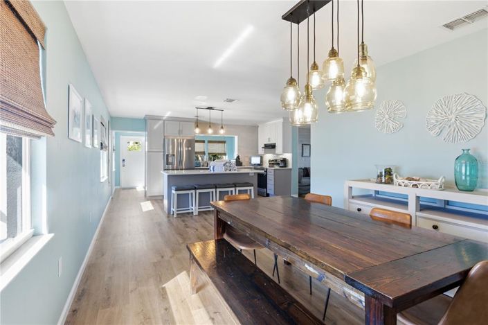 Image No.12-3 Bed Property for sale