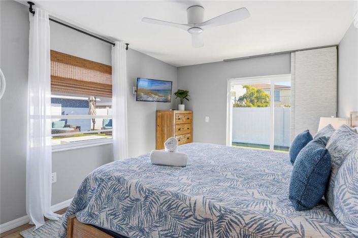 Image No.19-3 Bed Property for sale