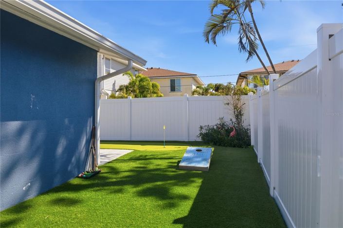 Image No.38-3 Bed Property for sale