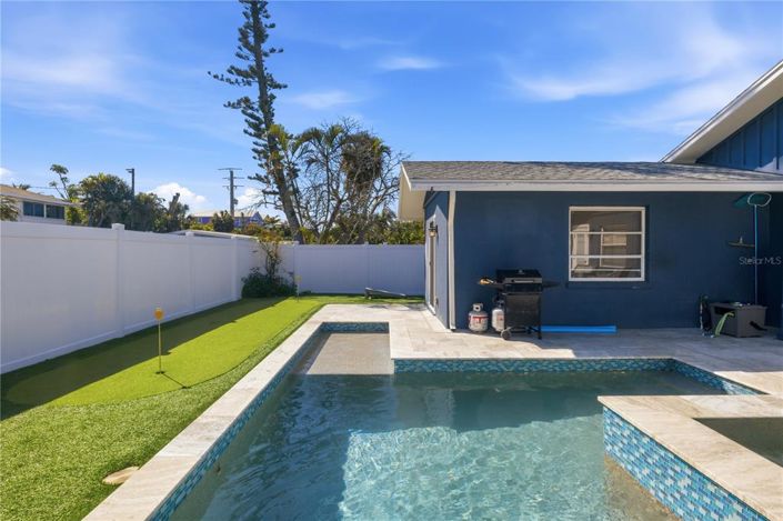 Image No.44-3 Bed Property for sale