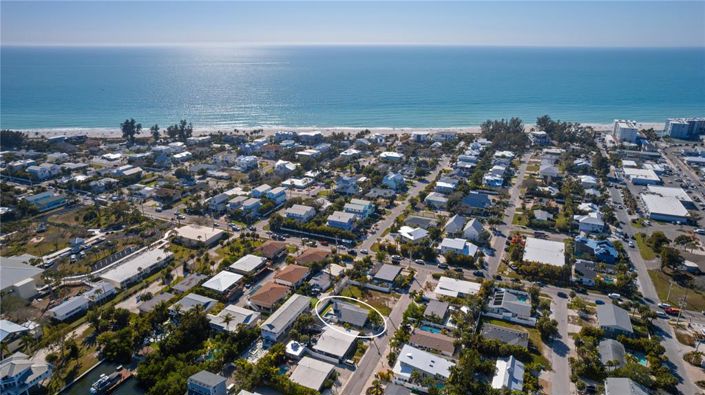 Image No.50-3 Bed Property for sale