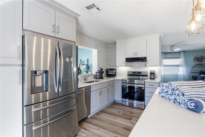 Image No.8-3 Bed Property for sale