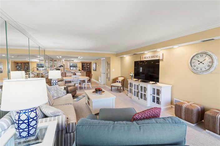 Image No.15-2 Bed Property for sale