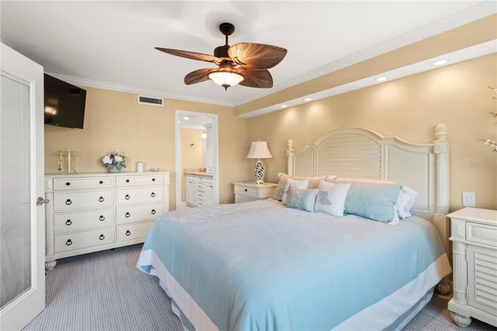 Image No.19-2 Bed Property for sale