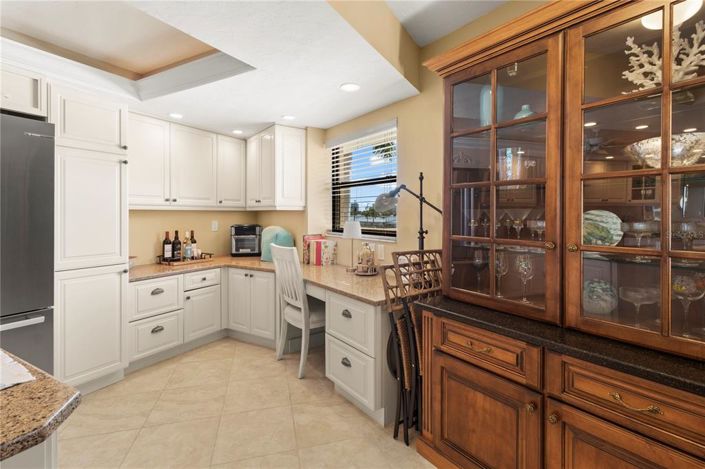 Image No.5-2 Bed Property for sale