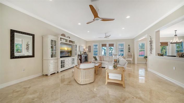 Image No.16-4 Bed Property for sale