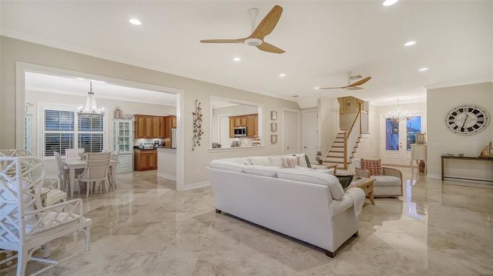 Image No.24-4 Bed Property for sale