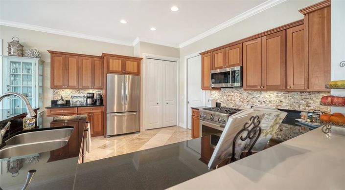 Image No.39-4 Bed Property for sale