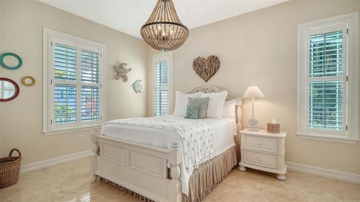 Image No.53-4 Bed Property for sale