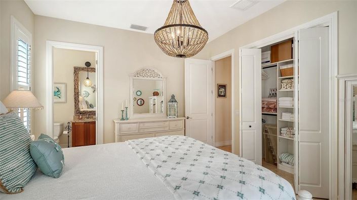 Image No.54-4 Bed Property for sale