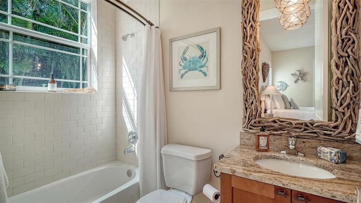 Image No.56-4 Bed Property for sale