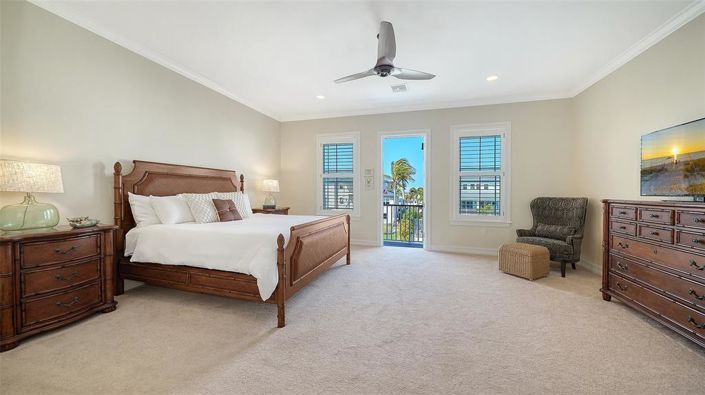 Image No.60-4 Bed Property for sale