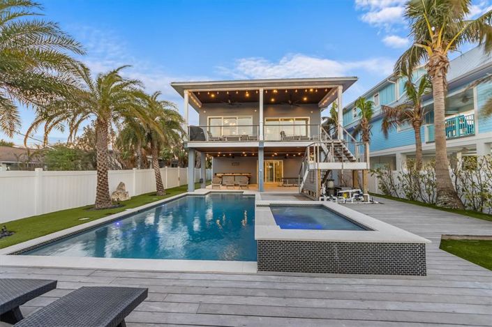 Image No.48-4 Bed Property for sale