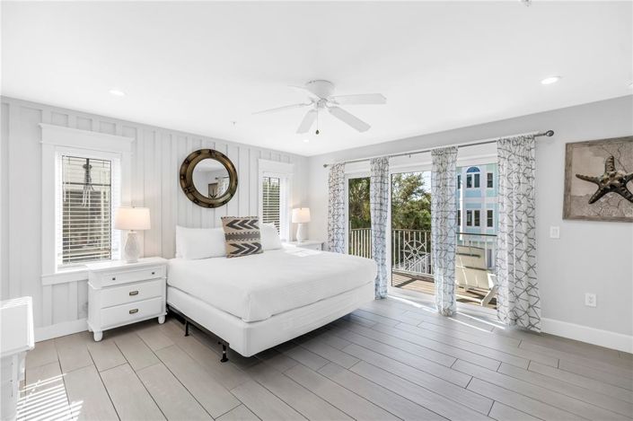 Image No.22-8 Bed Property for sale