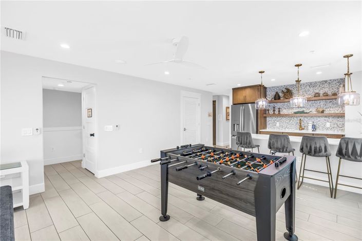 Image No.48-8 Bed Property for sale