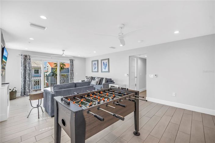 Image No.53-8 Bed Property for sale