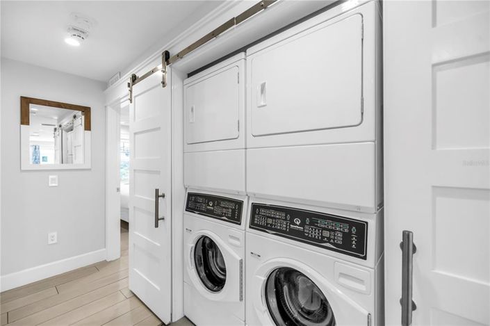 Image No.57-8 Bed Property for sale