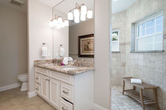 Image No.17-Propriété de 6 chambres à vendre à Holmes Beach