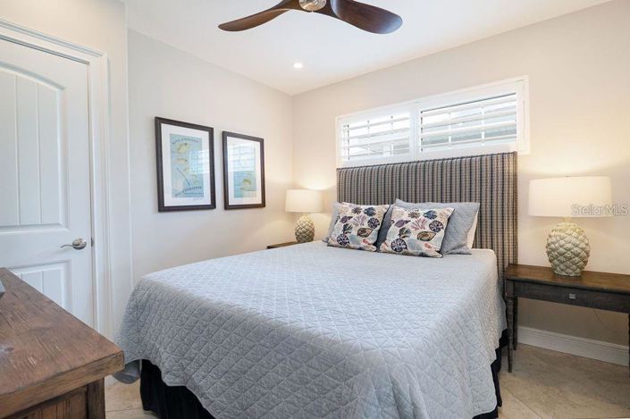 Image No.29-6 Bed Property for sale