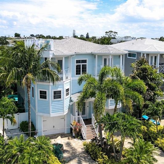 Image No.3-6 Bed Property for sale