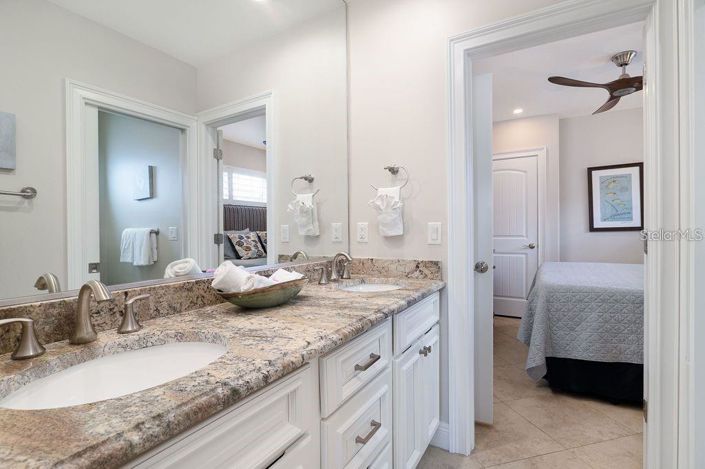 Image No.31-Propriété de 6 chambres à vendre à Holmes Beach