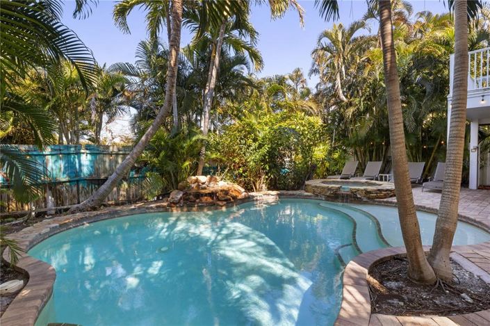 Image No.37-Propriété de 6 chambres à vendre à Holmes Beach