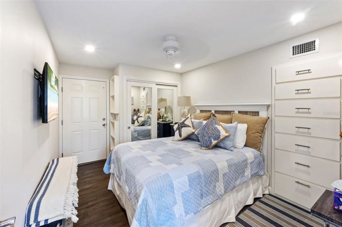 Image No.13-4 Bed Property for sale