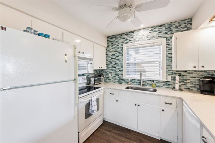 Image No.23-4 Bed Property for sale