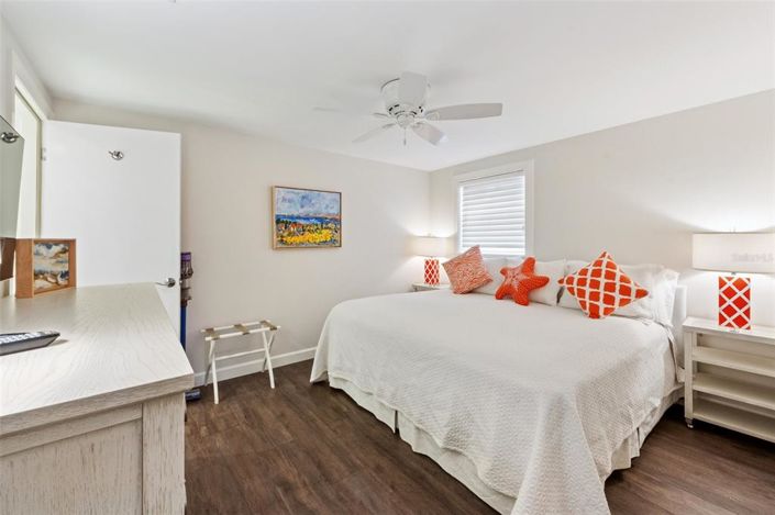 Image No.26-4 Bed Property for sale